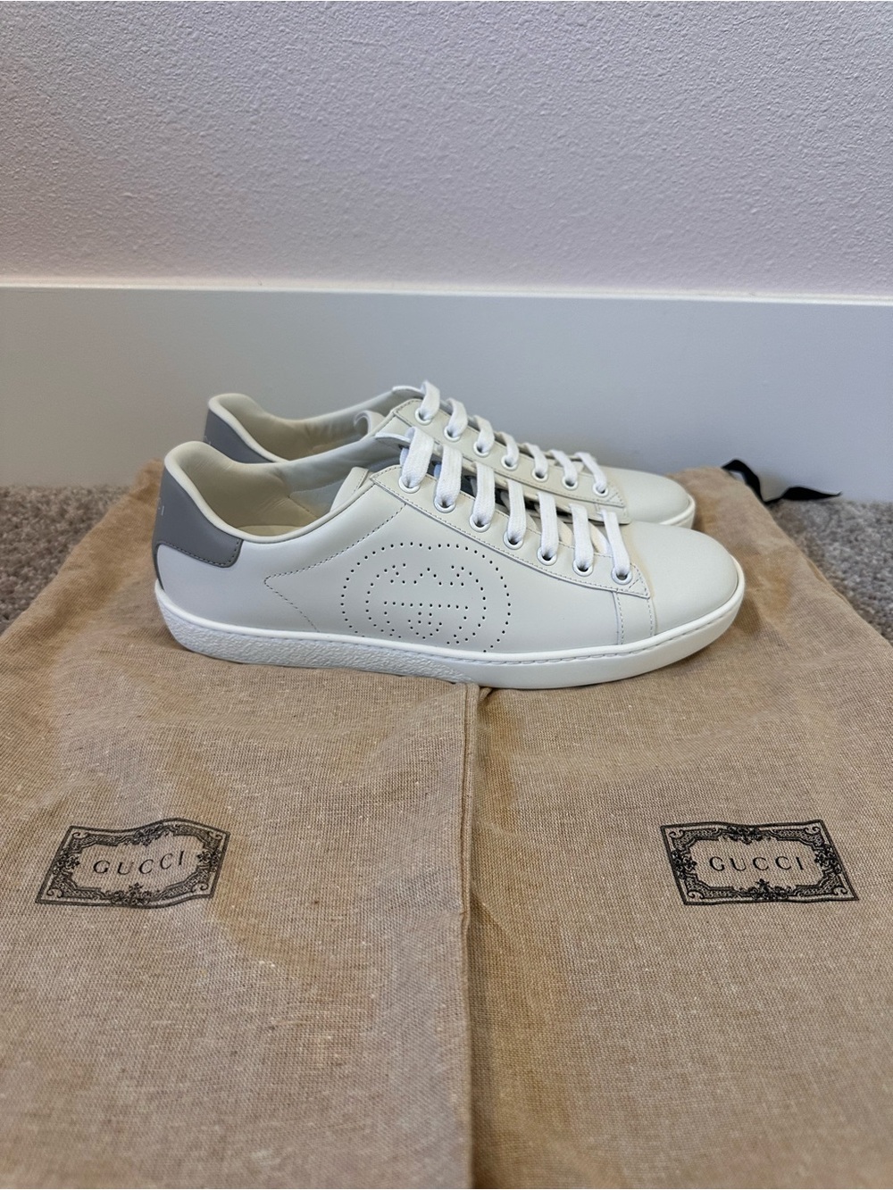 Gucci ACE Women’s Sneaker - Size 38.5 - BRAND NEW